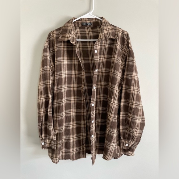 Fall Trendy Flannel Long-sleeve Shirt in Brown & Beige Tones - Picture 8 of 8